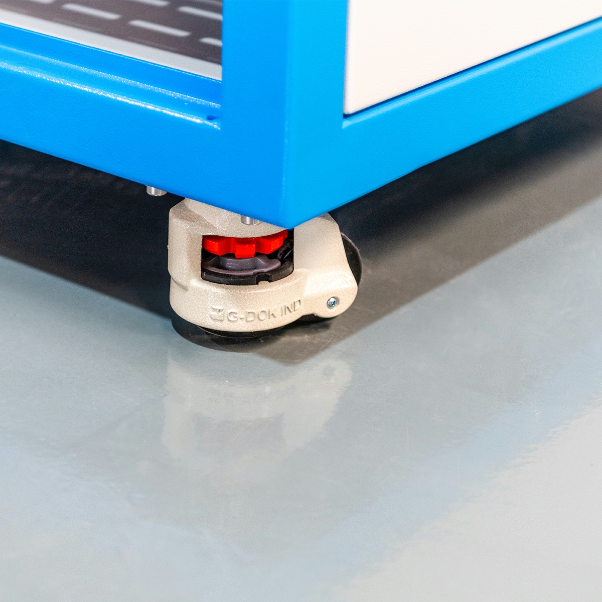 變頻電源設備柜5