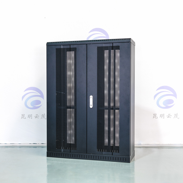 大型設(shè)備機(jī)柜 大型設(shè)備機(jī)柜