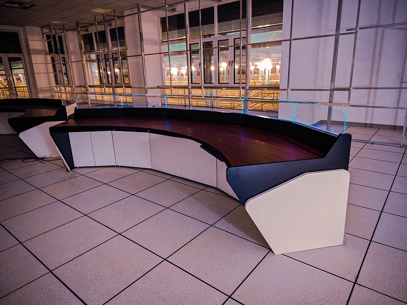 監(jiān)控操作臺